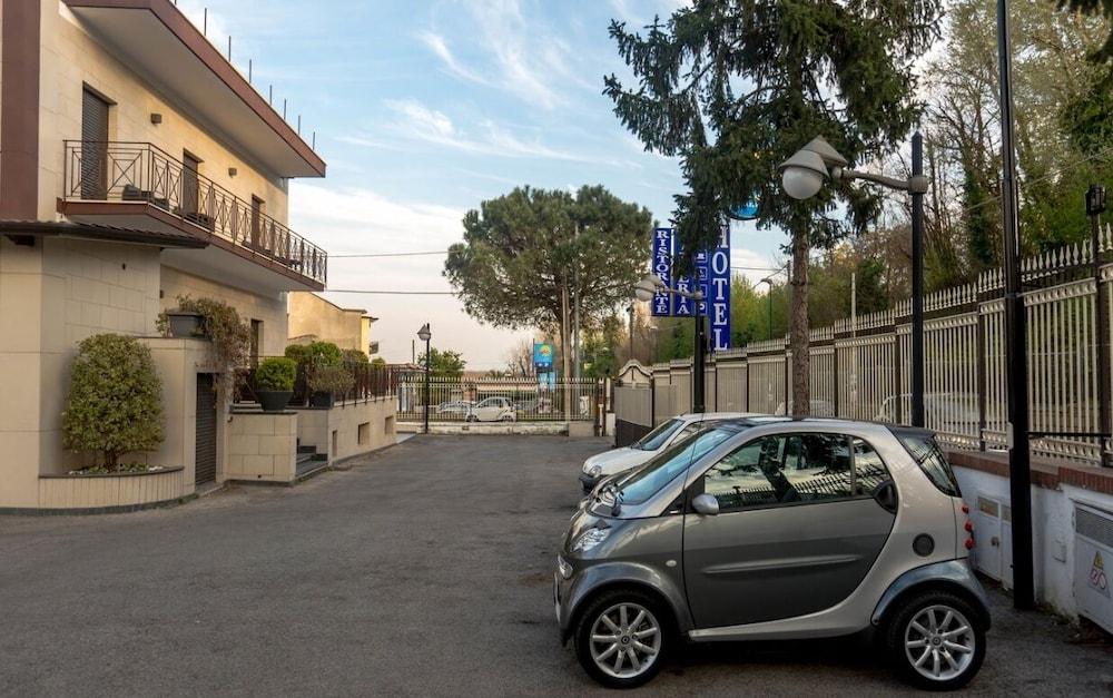 Ranch Palace Hotel Νάπολη Εξωτερικό φωτογραφία