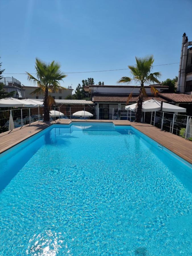 Ranch Palace Hotel Νάπολη Εξωτερικό φωτογραφία