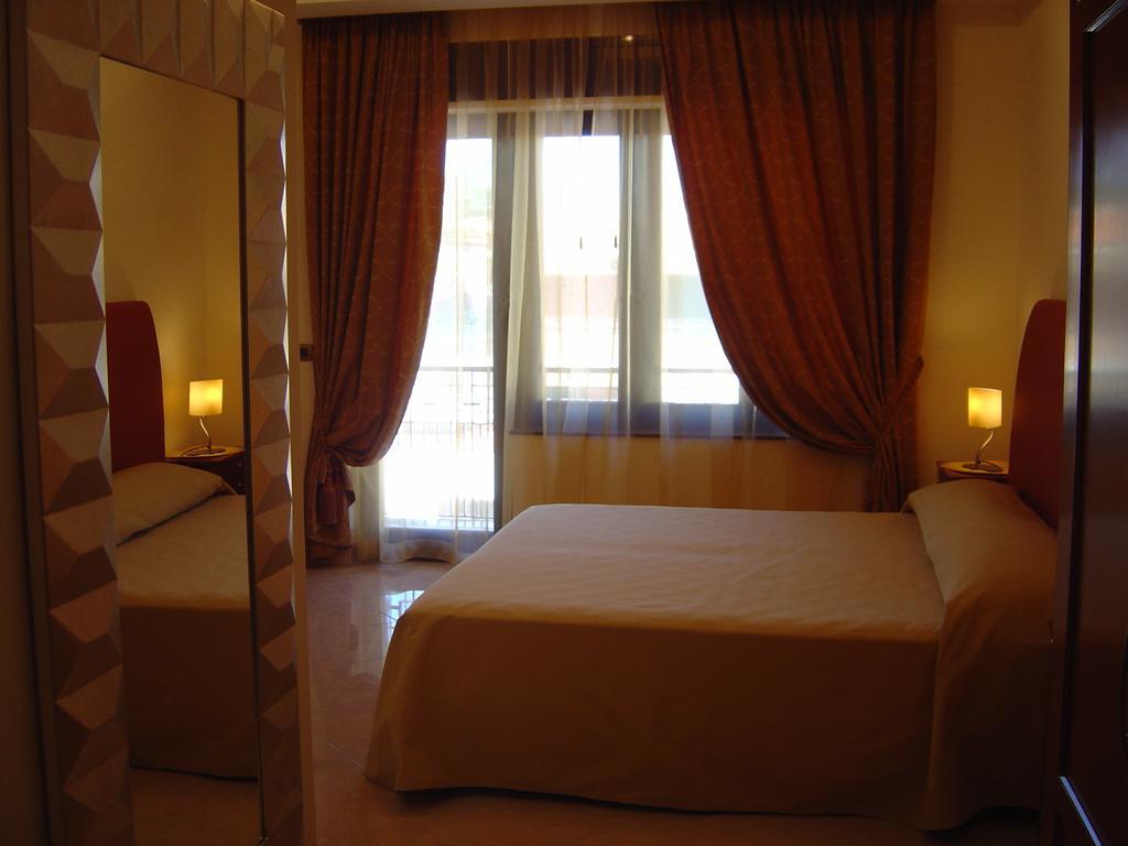 Ranch Palace Hotel Νάπολη Εξωτερικό φωτογραφία