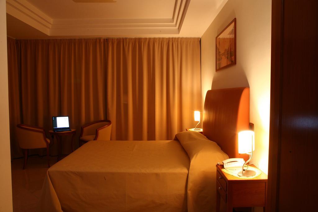 Ranch Palace Hotel Νάπολη Εξωτερικό φωτογραφία