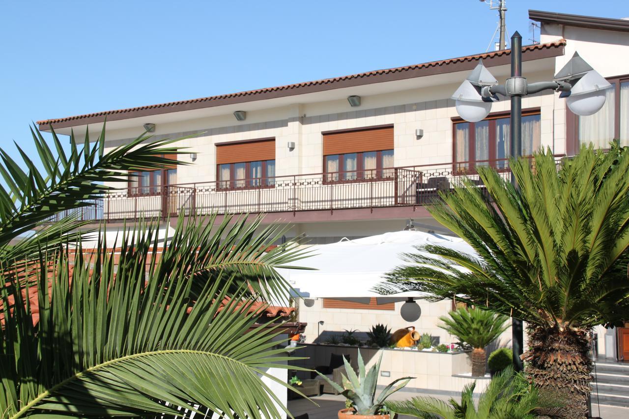 Ranch Palace Hotel Νάπολη Εξωτερικό φωτογραφία
