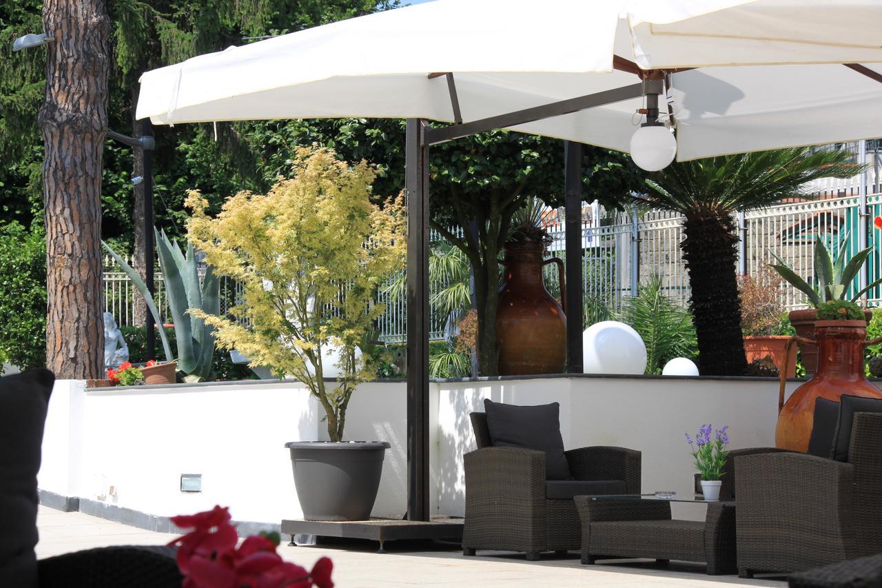 Ranch Palace Hotel Νάπολη Εξωτερικό φωτογραφία